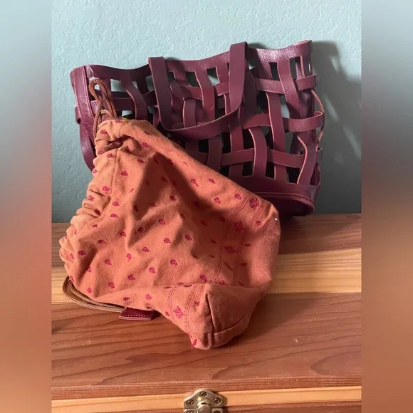 Tote w/ Flat Handles Soft Leather Woven Bag w/ Canvas Bag Inside Vintage 14x9x4” - Picture 8 of 16